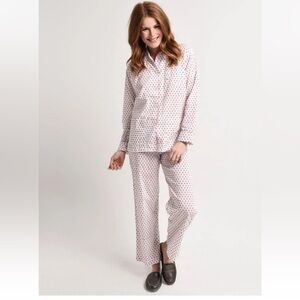 Roller Rabbit Women's Pajama set - White with Pink Hearts